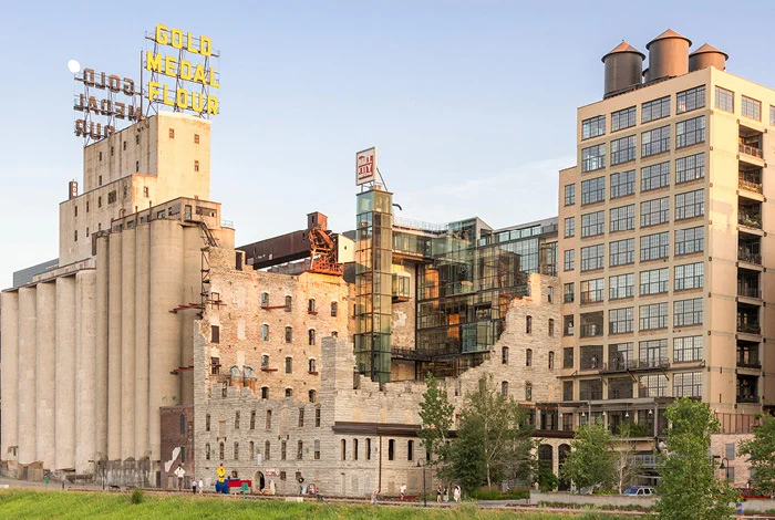 Mill City Museum exterior and ruins