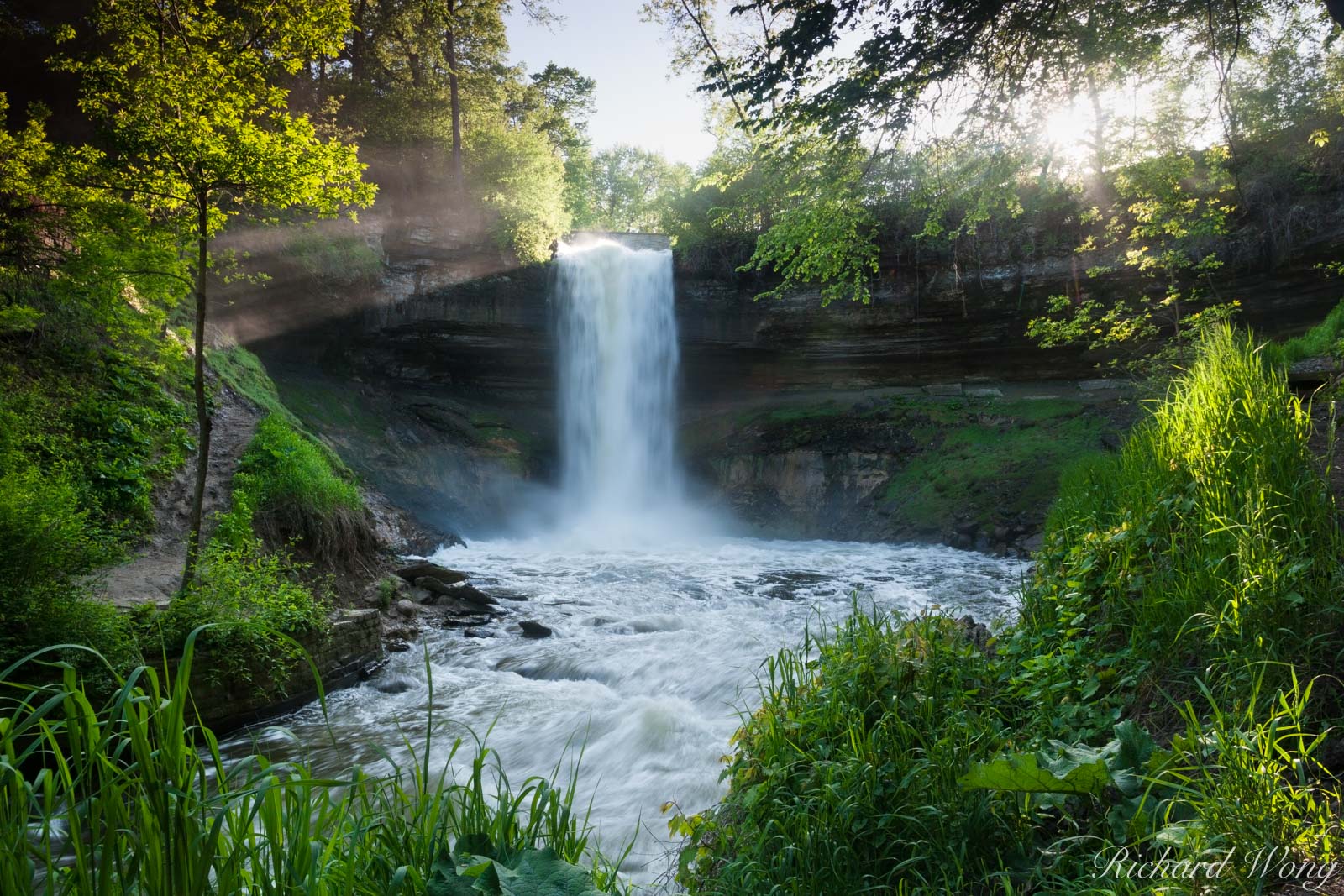 Minnehaha Falls waterfall in Minneapolis