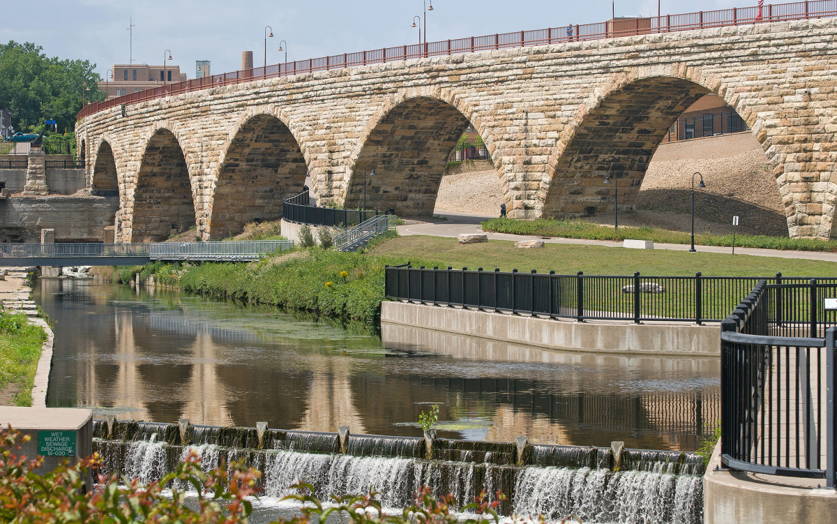 Stone Arch Bridge in Minneapolis